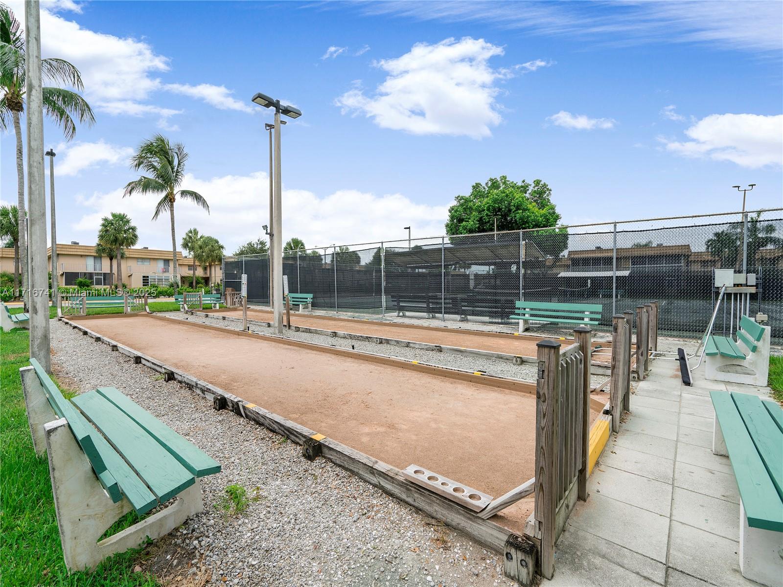 KINGS POINT FLANDERS COND - Residential