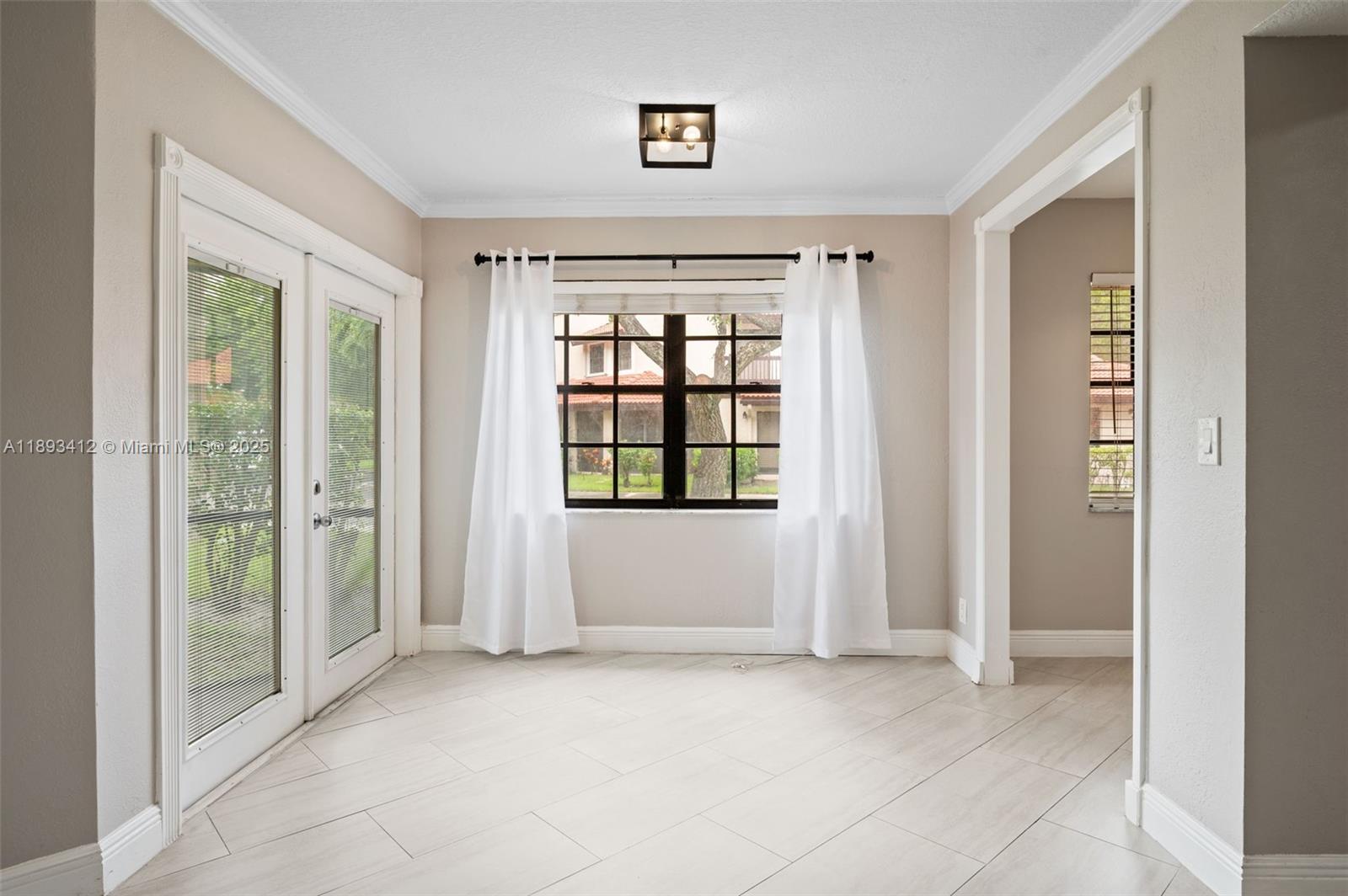 JACARANDA PARCEL 253 - Residential