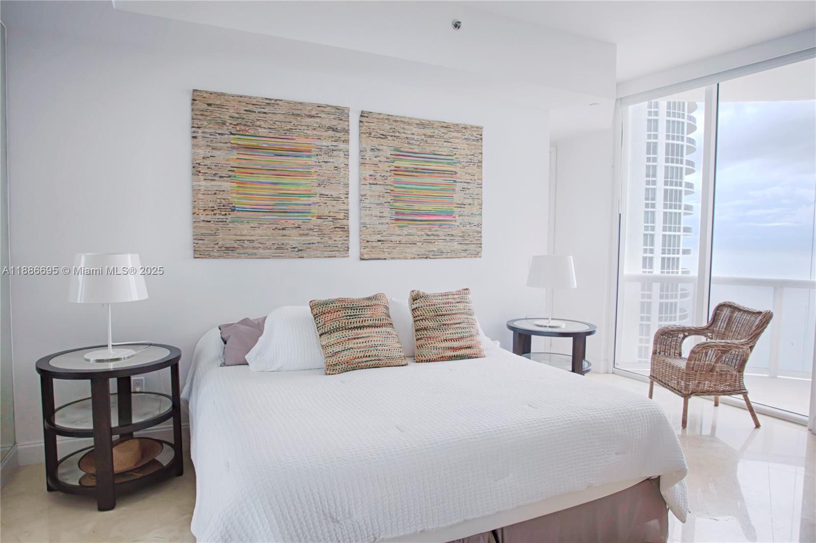 TDR TOWER III CONDO - Residential Lease