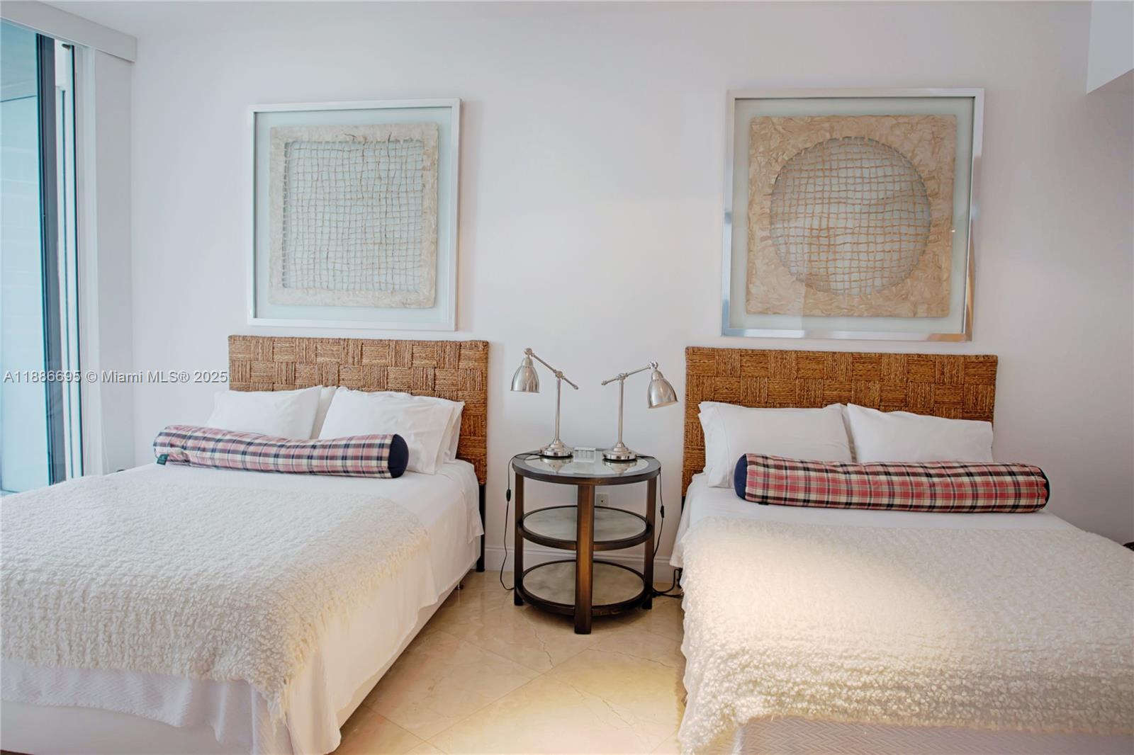 TDR TOWER III CONDO - Residential Lease