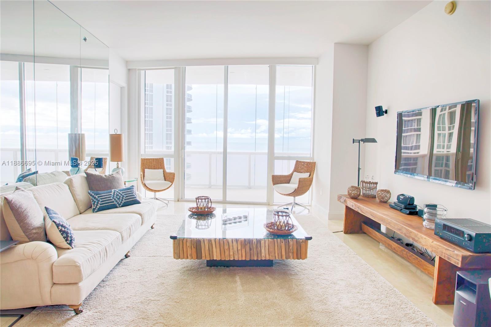 TDR TOWER III CONDO - Residential Lease