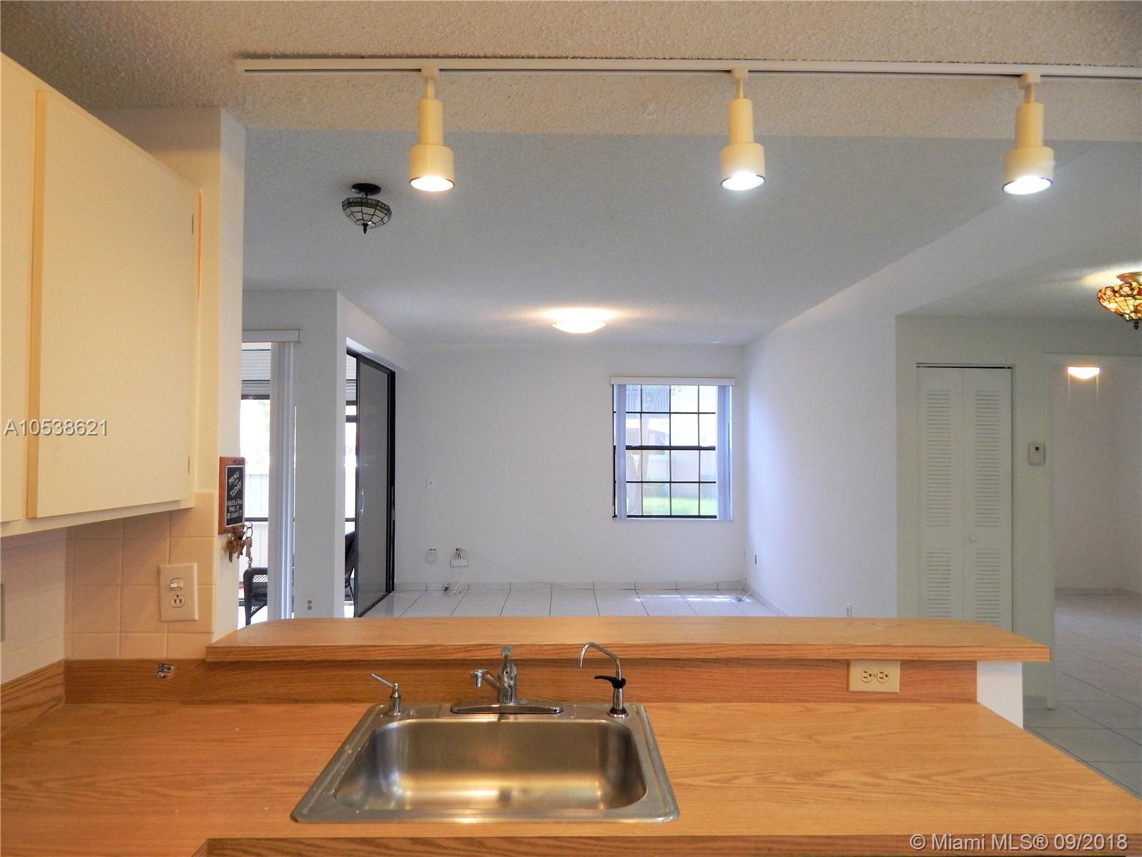 PIERPOINTE #5 CONDO #216 - Residential Lease