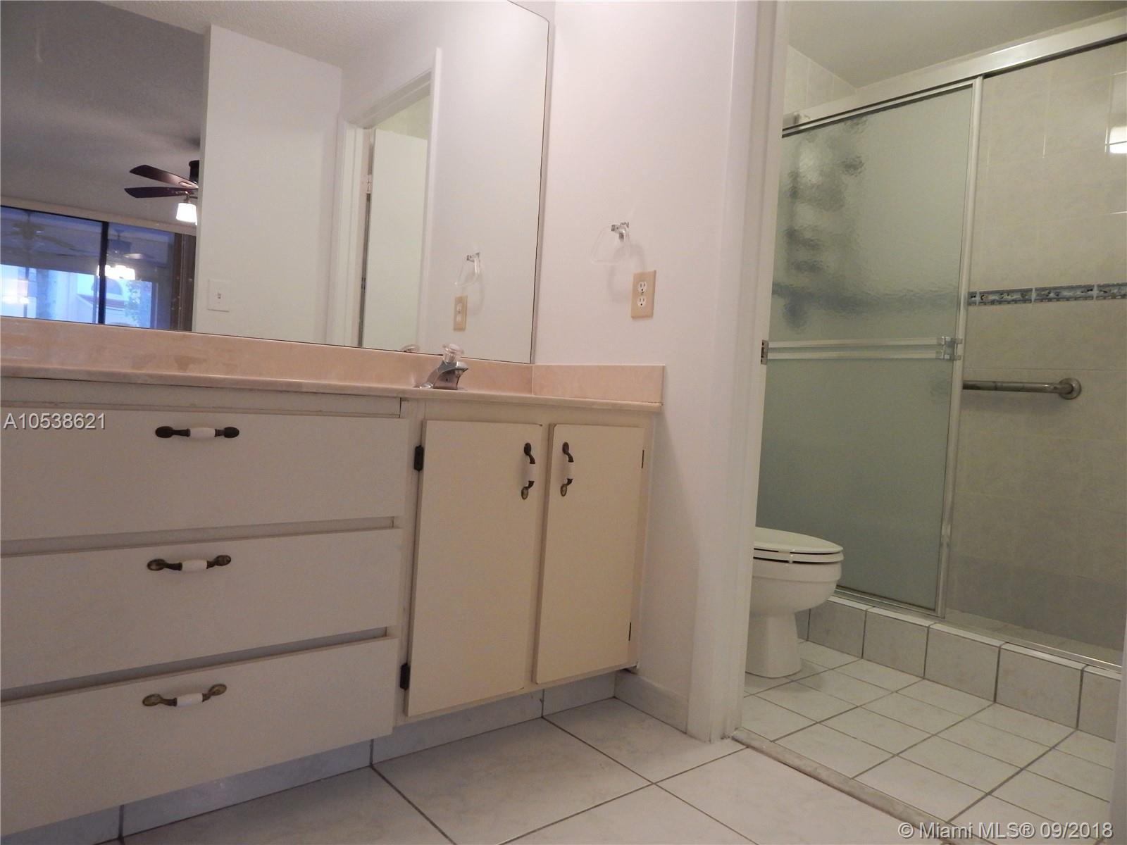 PIERPOINTE #5 CONDO #216 - Residential Lease