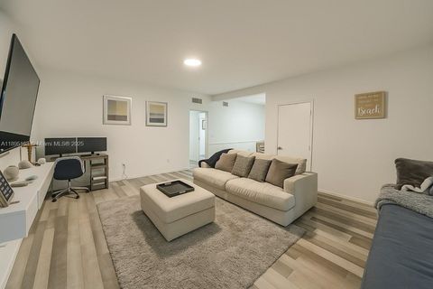 1840 James Ave 6 Miami Beach FL 33139