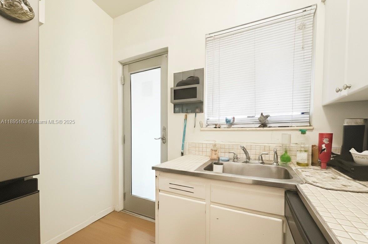 SHERITA CONDO - Residential Lease