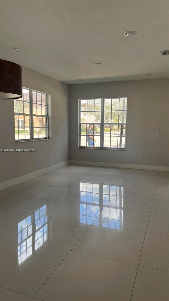 MEADOW PINES - Residential Lease