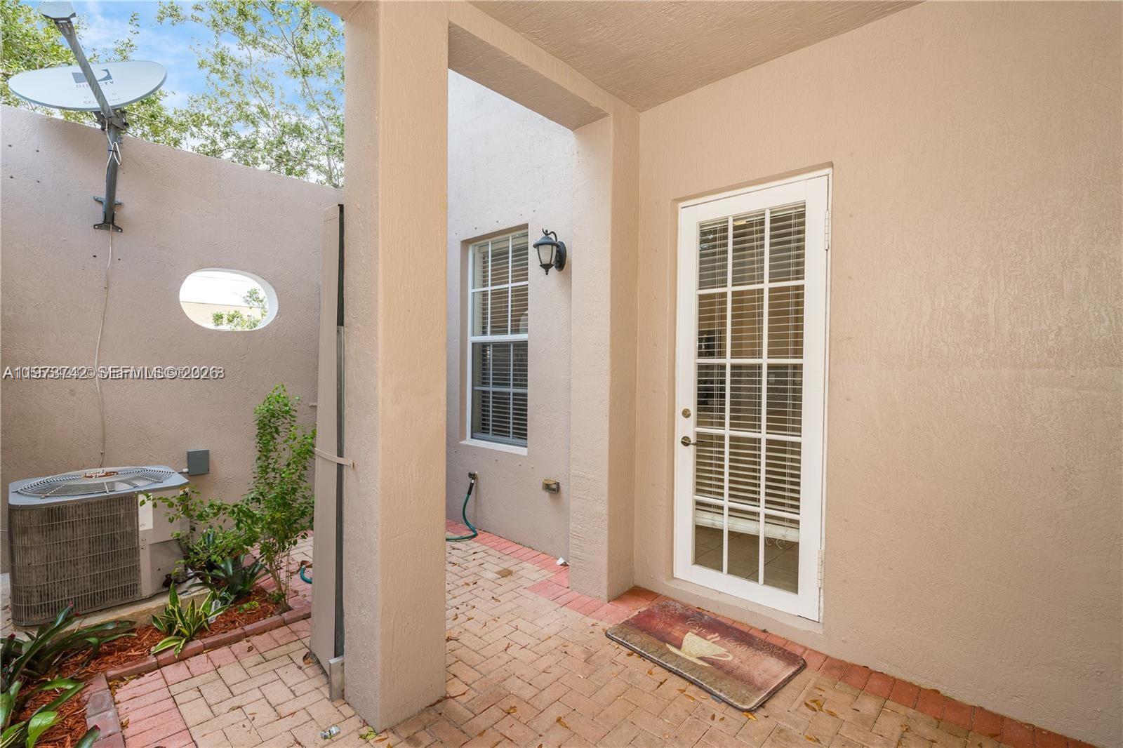MEADOW PINES - Residential Lease