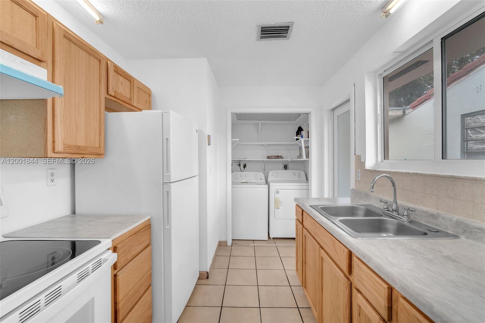 WATERMAN PARK - Residential Lease