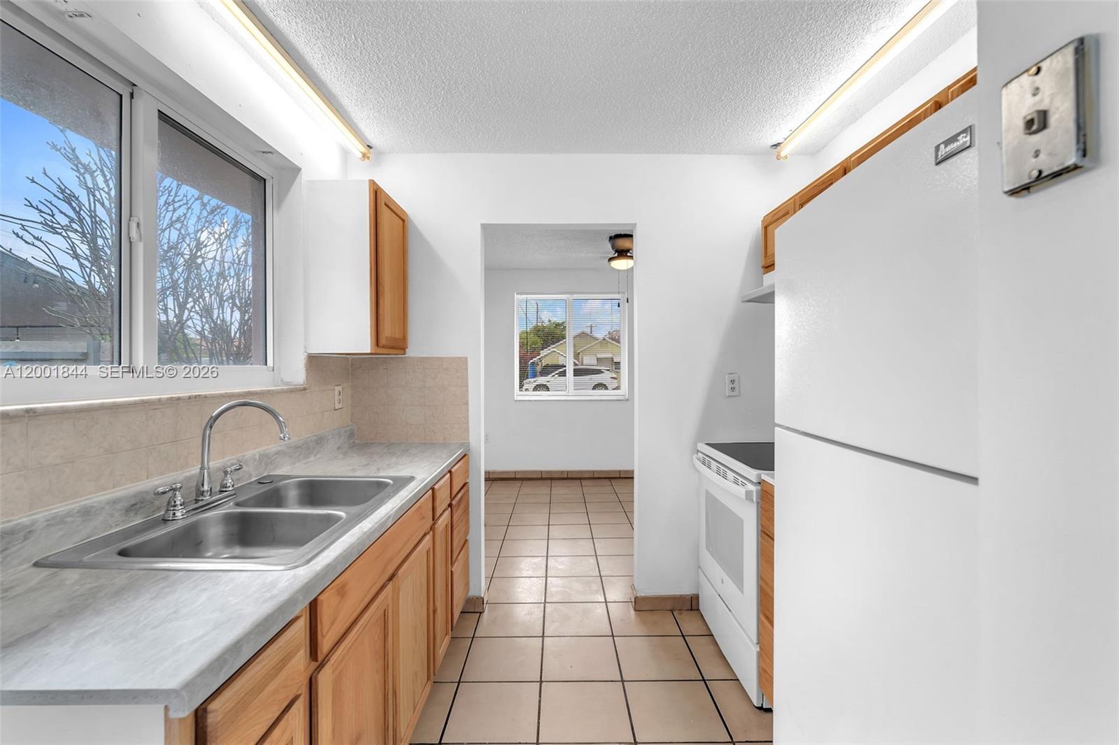 WATERMAN PARK - Residential Lease