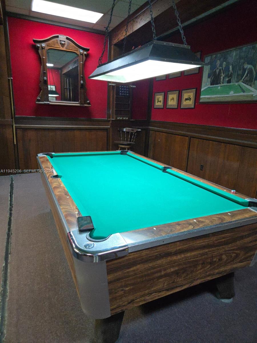 FOURTH MOORINGS CONDO - Residential Lease