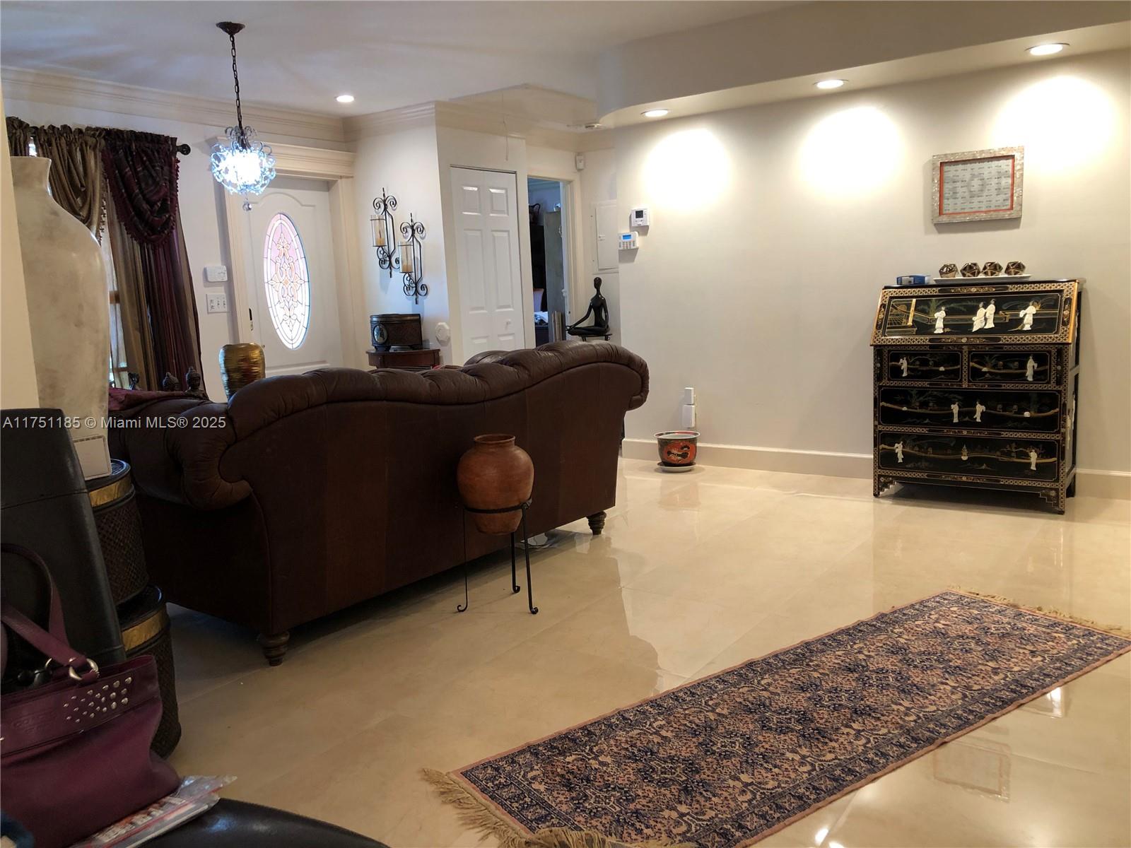 CINNAMON PLACE 1 - Residential