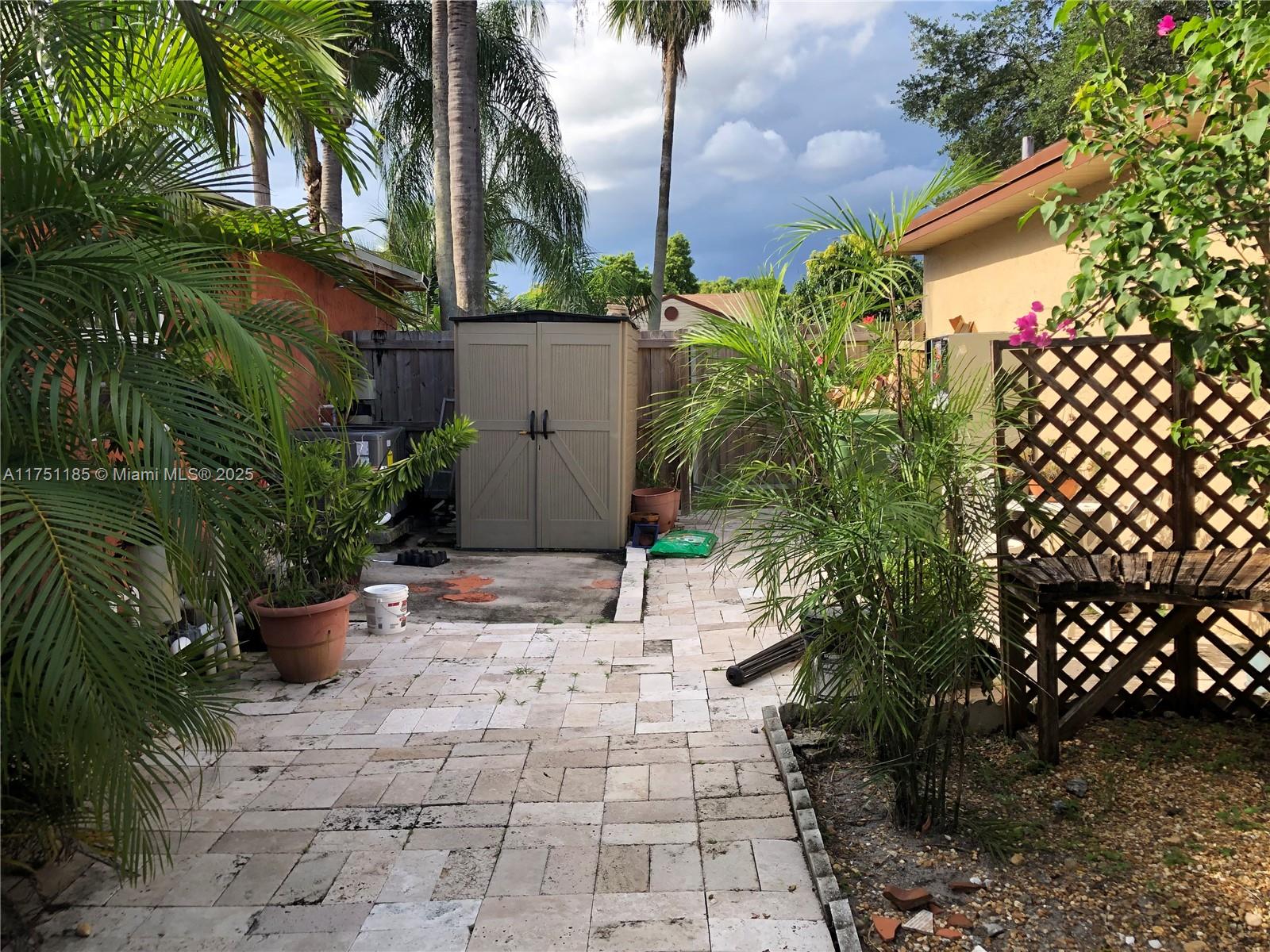 CINNAMON PLACE 1 - Residential