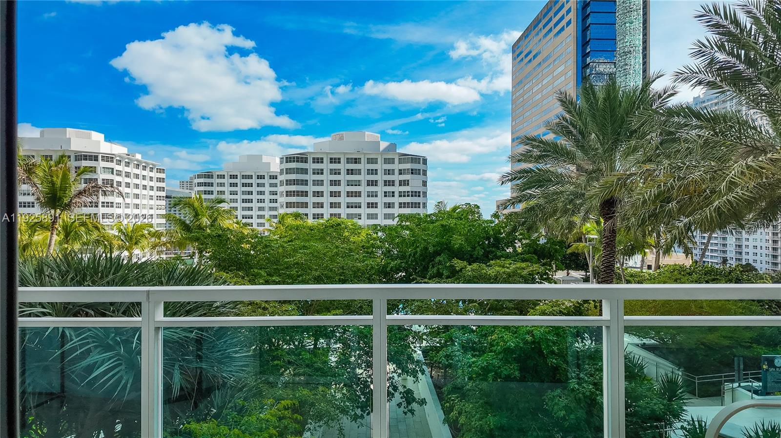 THE PLAZA 901 BRICKELL CO - Residential