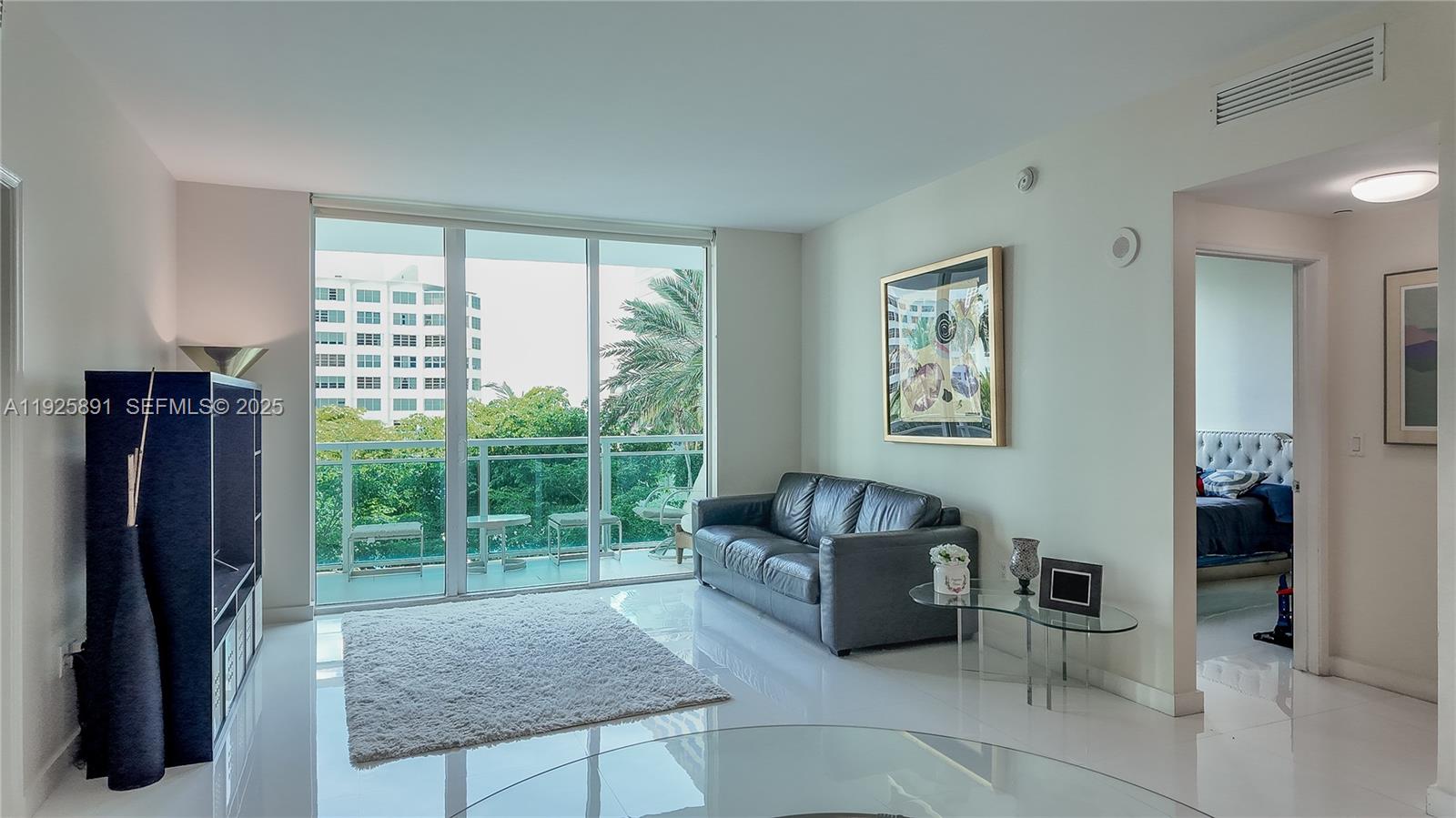 THE PLAZA 901 BRICKELL CO - Residential
