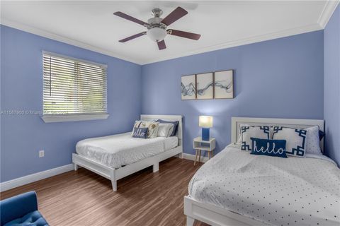 Single Family Residence in Fort Lauderdale FL 1705 11th St 28.jpg
