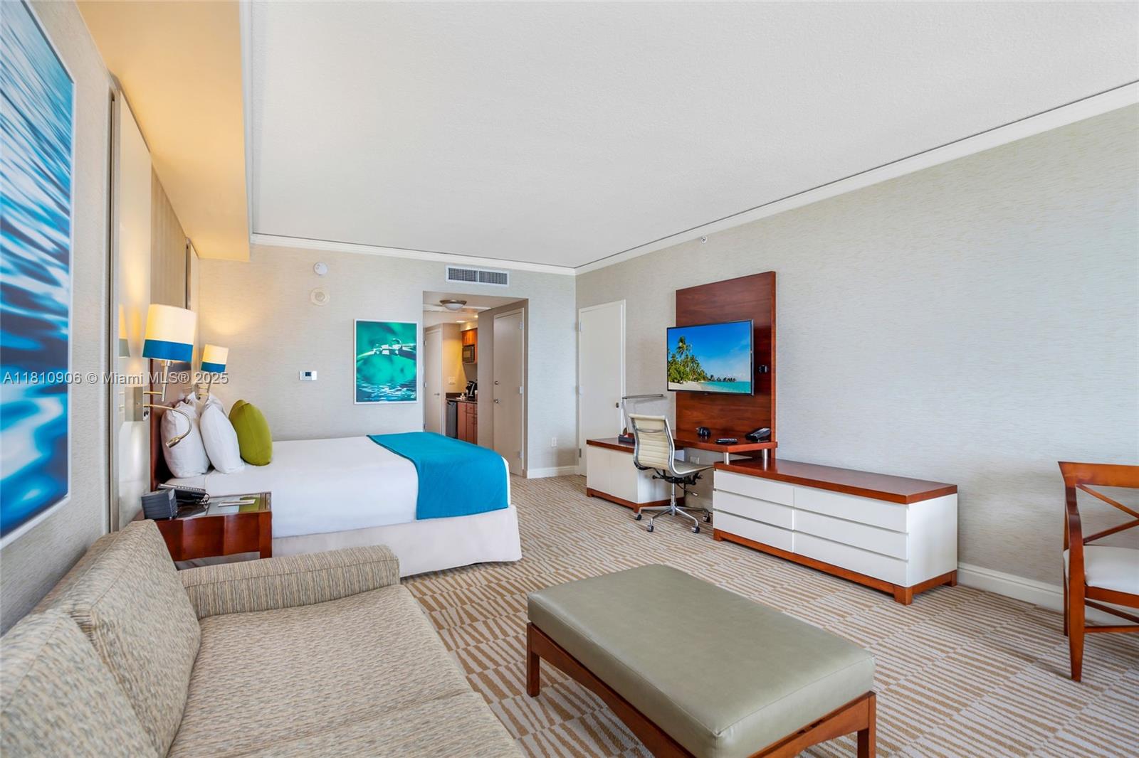 18001 Collins Ave 507