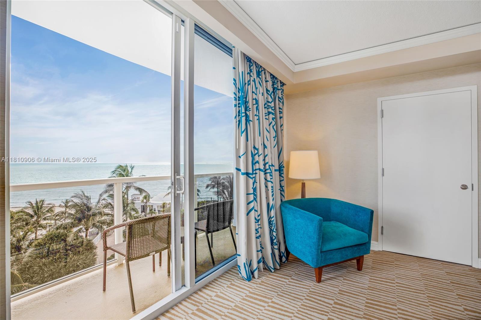 TRUMP INTERNATIONAL SONES - Residential