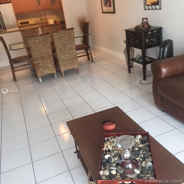 QUADOMAIN TOWER IV CONDO - Residential Lease