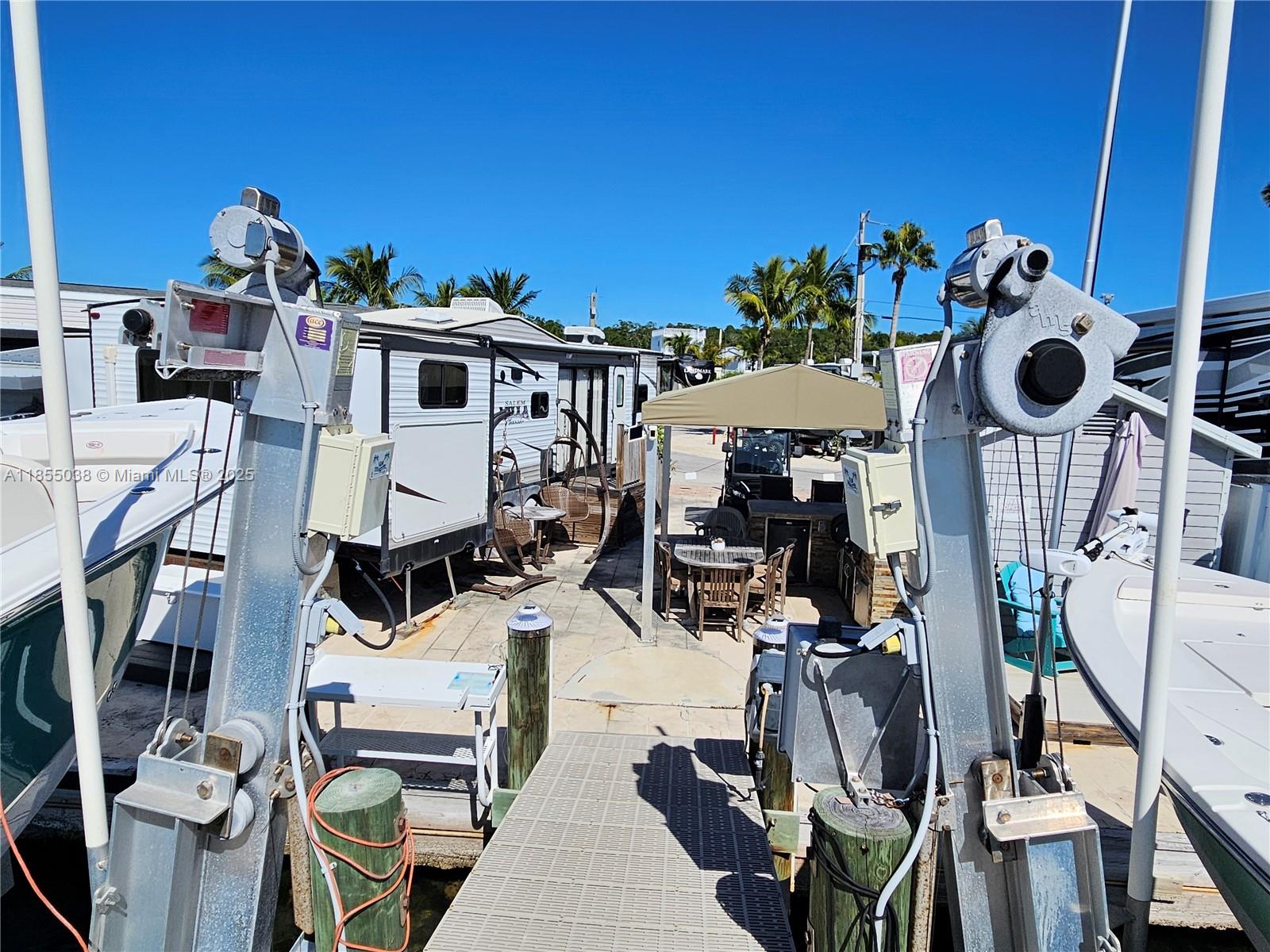 CALUSA CAMPGROUND - Residential