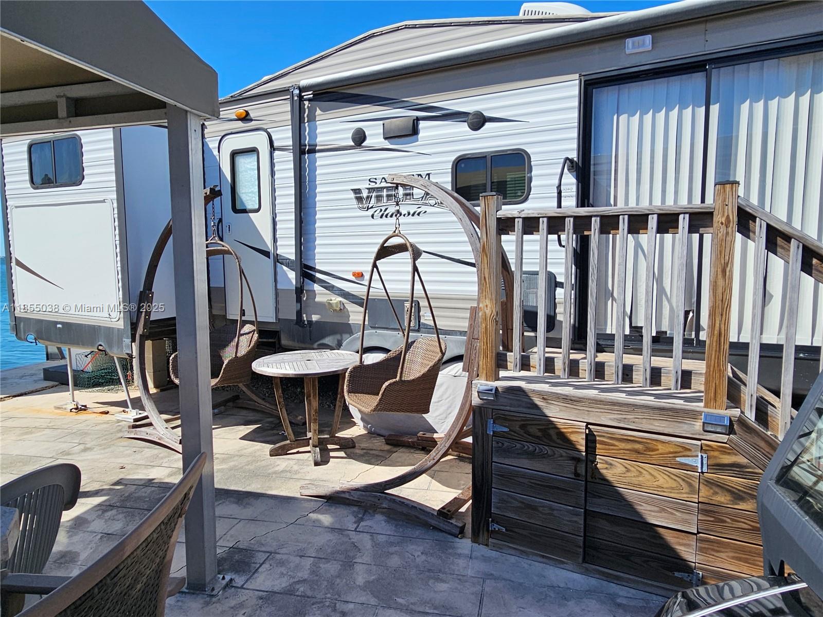 CALUSA CAMPGROUND - Residential