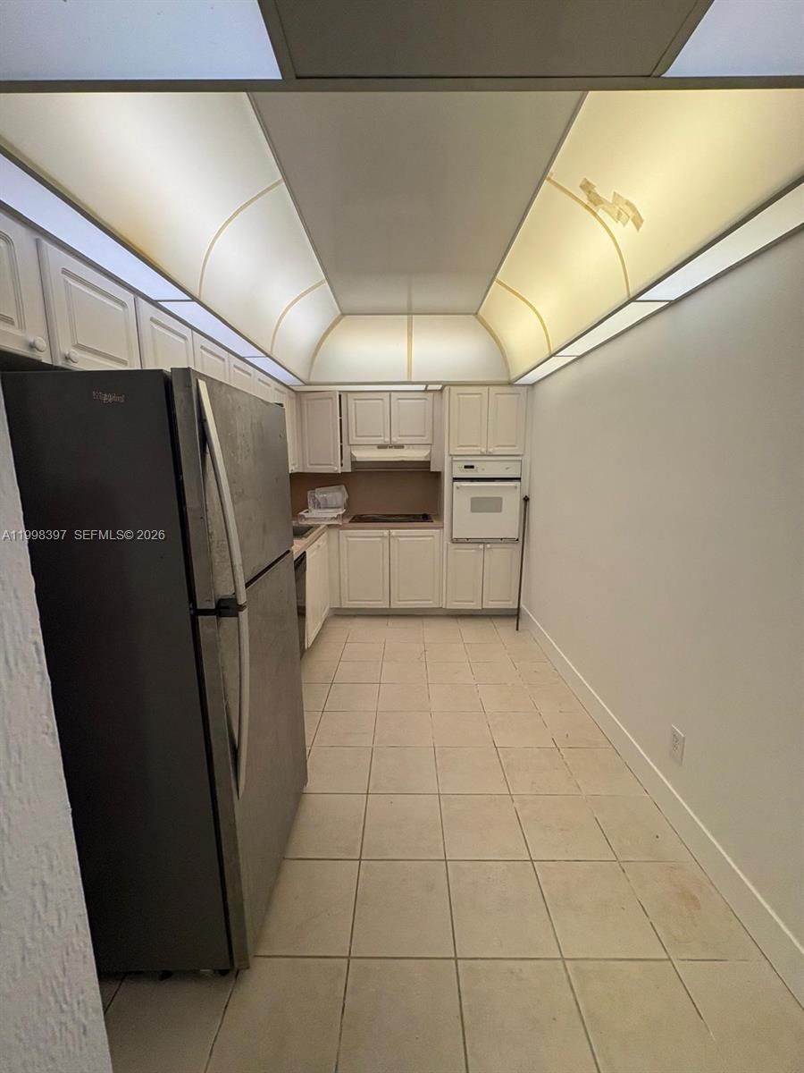 OCEANVIEW BUILDING A COND - Residential