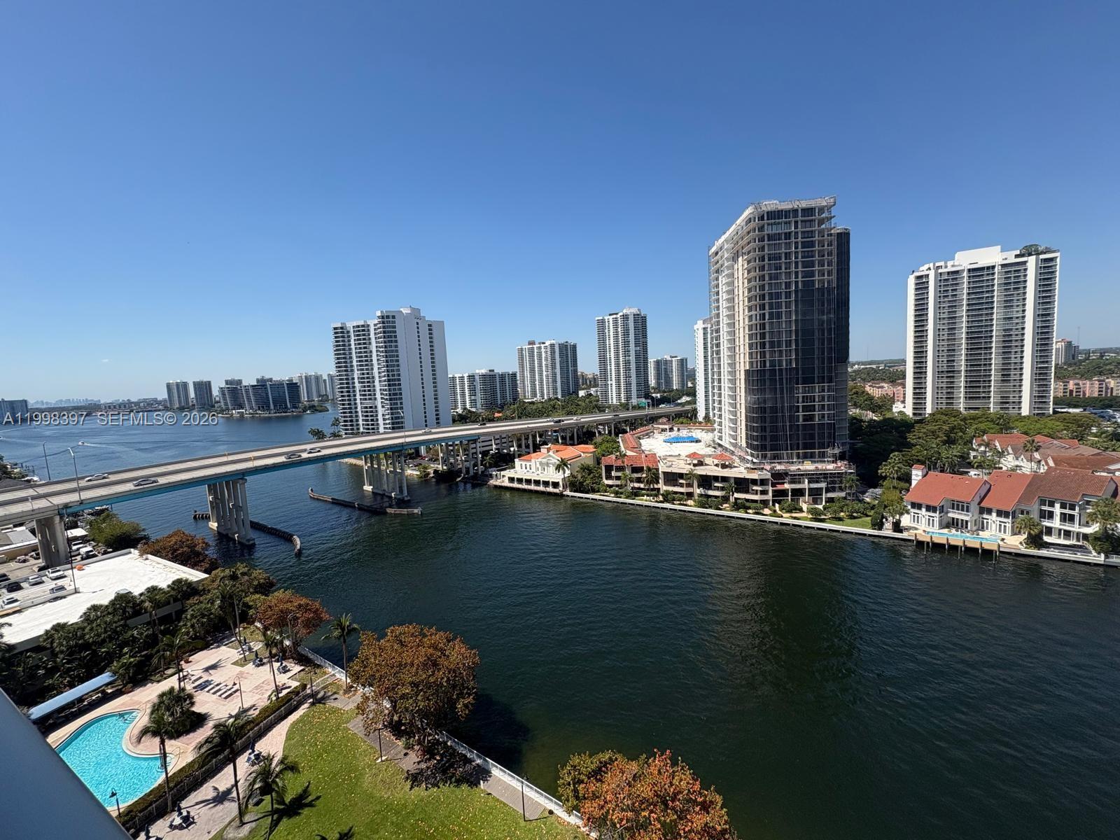 OCEANVIEW BUILDING A COND - Residential