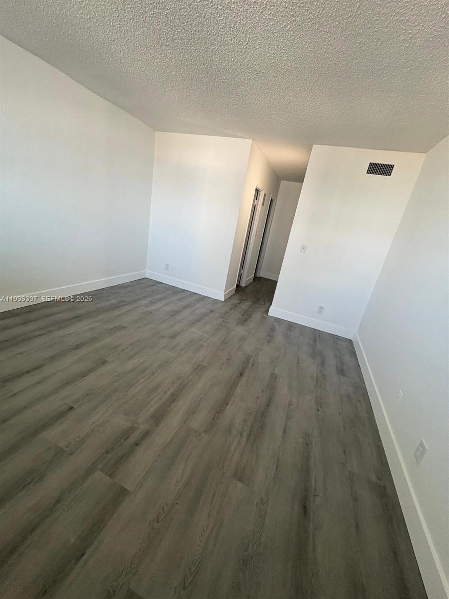 OCEANVIEW BUILDING A COND - Residential