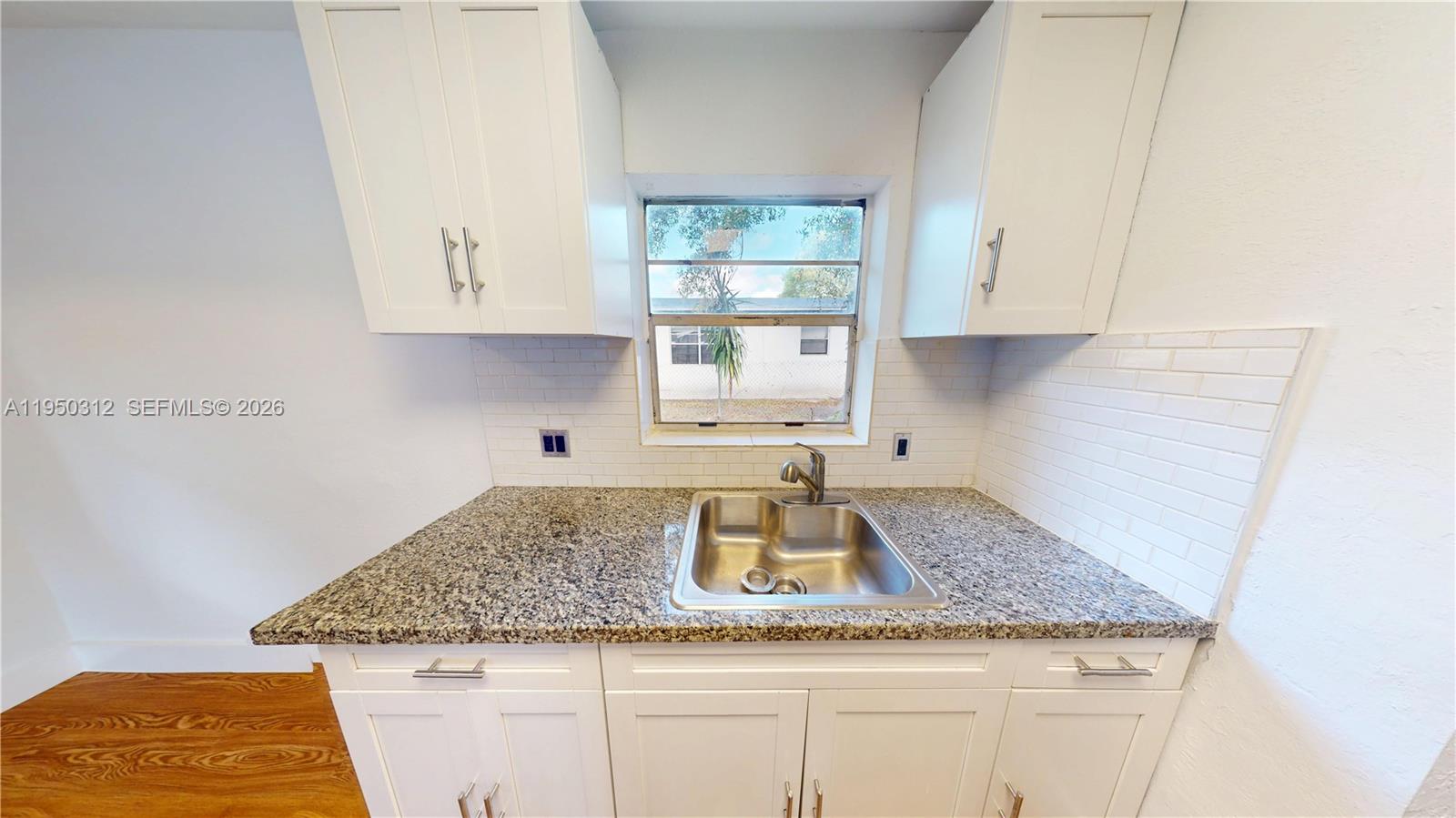RIVER GARDENS - Residential Lease