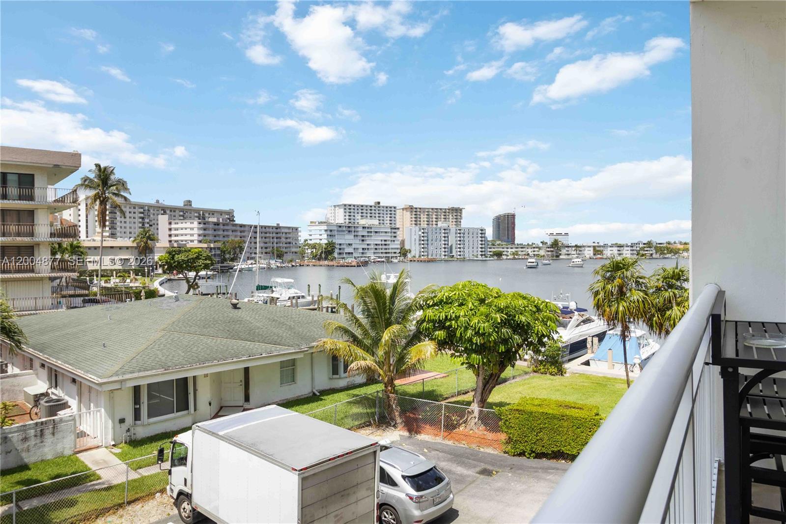 GOLDEN ISLES TOWERS CONDO - Residential