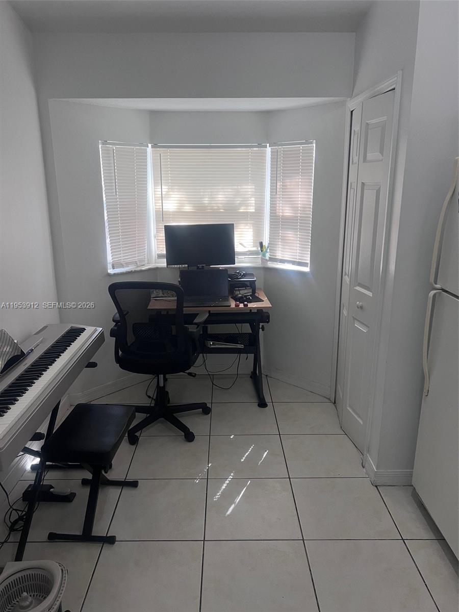 VENETIA GARDENS CONDO - Residential