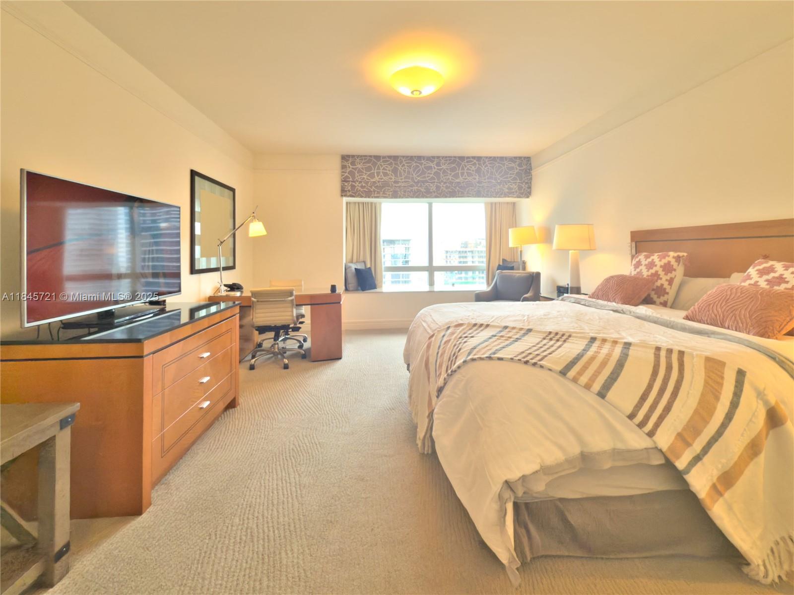 MILLENNIUM TOWER CONDOMIN - Residential Lease