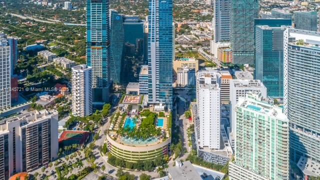 MILLENNIUM TOWER CONDOMIN - Residential Lease