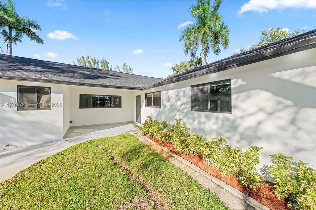 Photo of 15131 SW 31st Ct #15131, Davie, FL 33331 (MLS # A11974672)