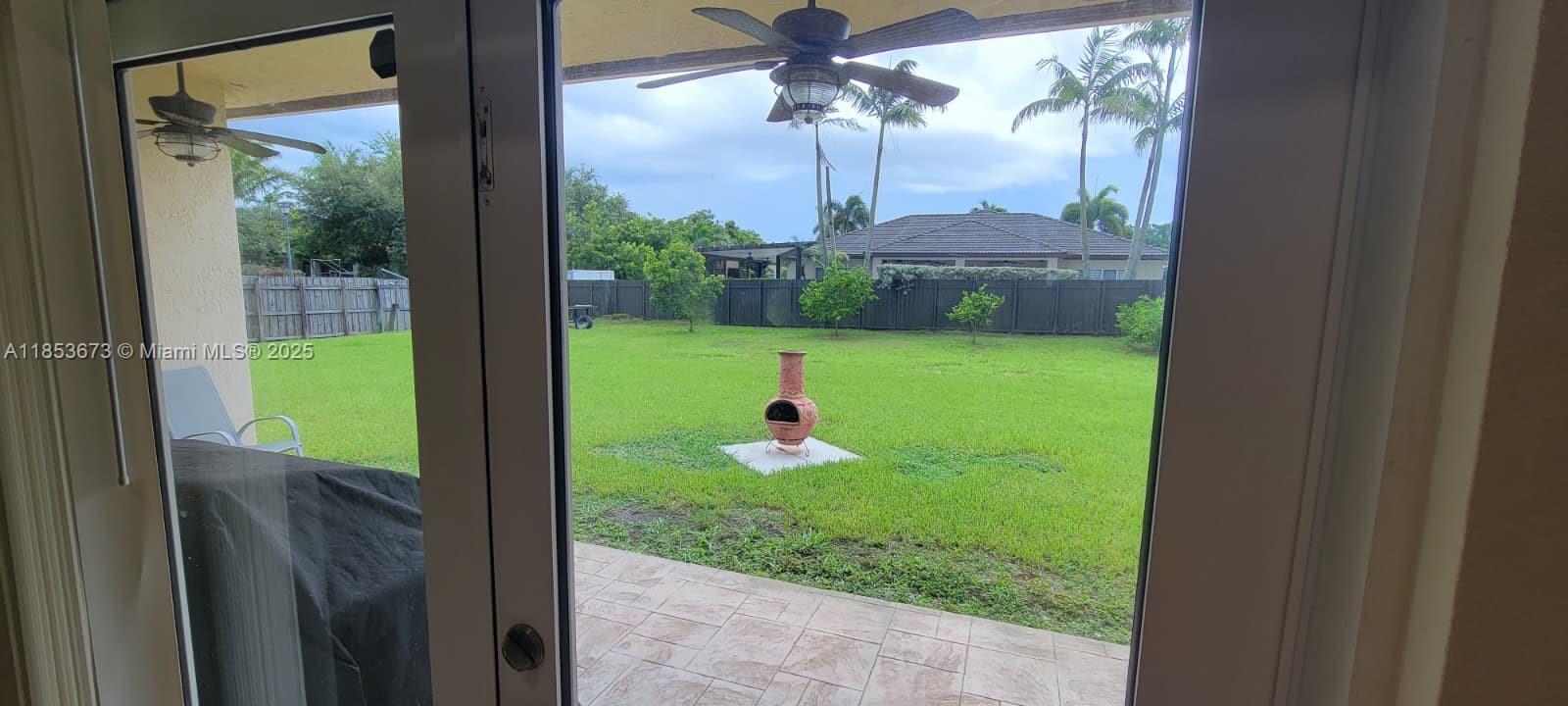 MUSTANG RANCHES - Residential