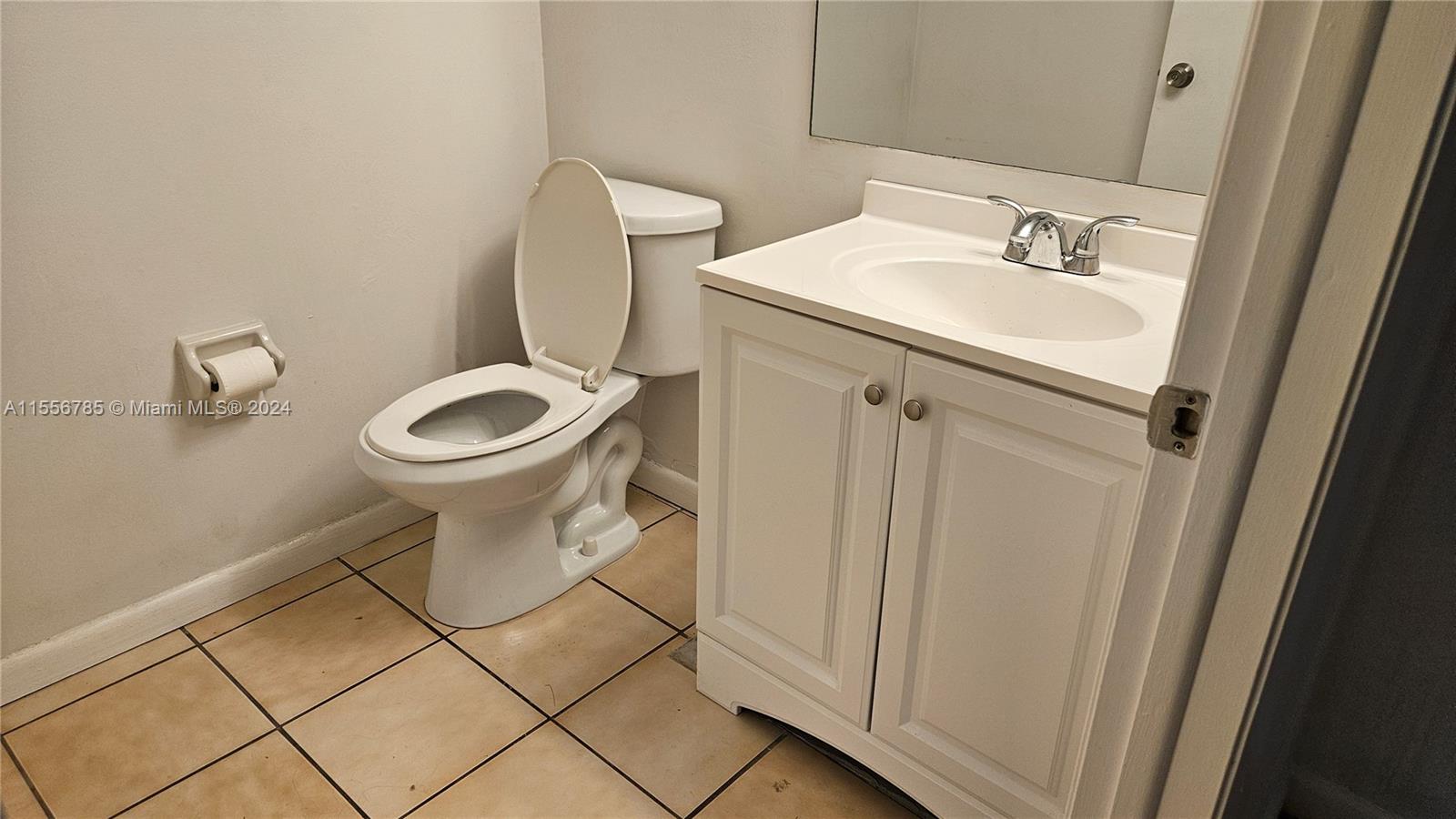 SOUTH LAKE VILLAS CONDO - Residential Lease