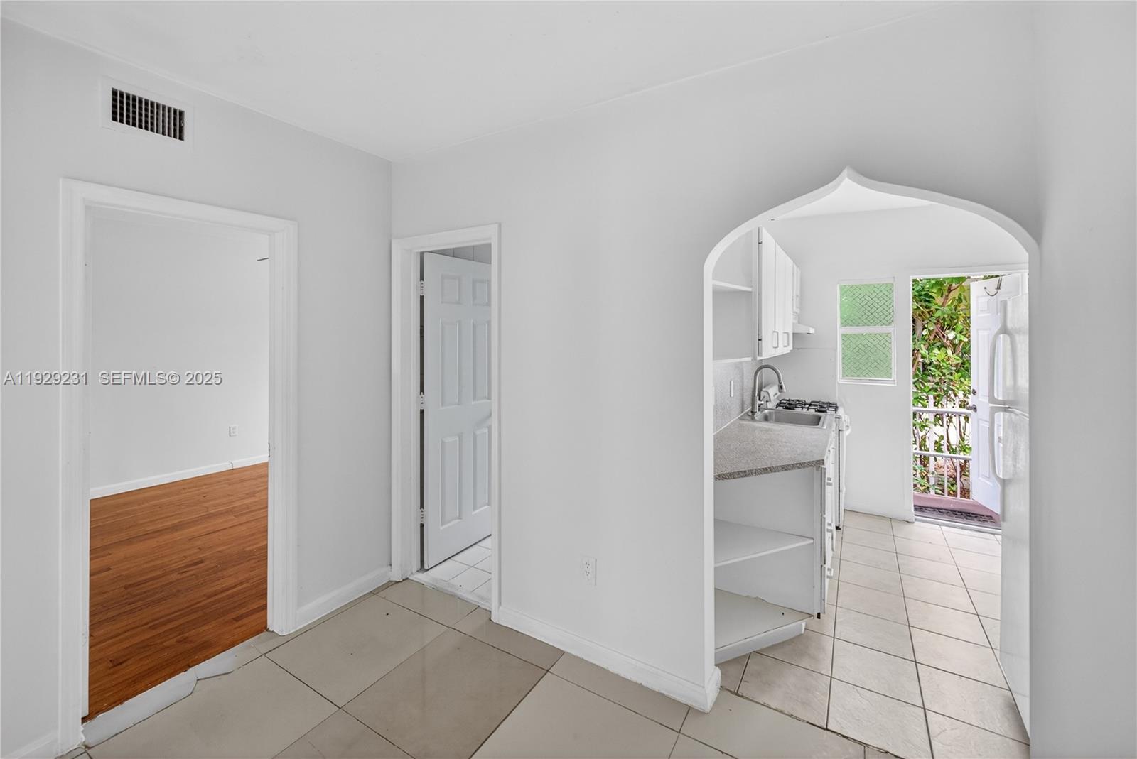 2ND REV PL OF PORT OF OCE - Residential Lease