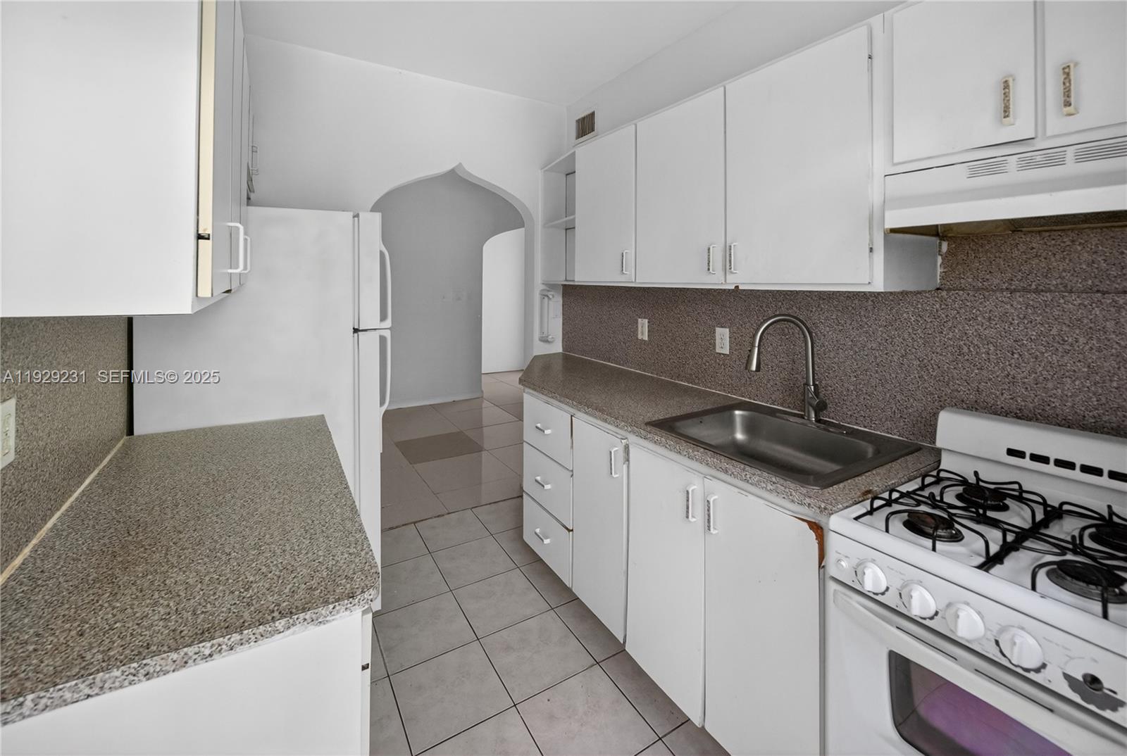 2ND REV PL OF PORT OF OCE - Residential Lease