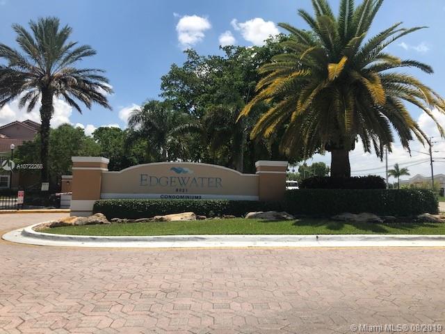 Nice apartment with beautiful kitchen, freshly painted with washer and dryer. Water service is included in the rent.
The community offers swimming pool and park for children!
The association need more 600 score for approval.
On LBX