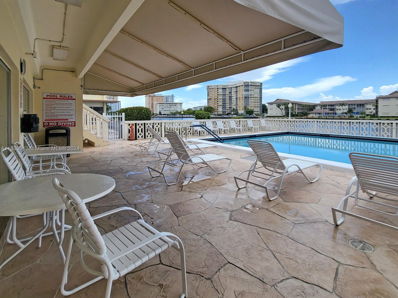 IMPERIAL TOWERS CONDO - Residential