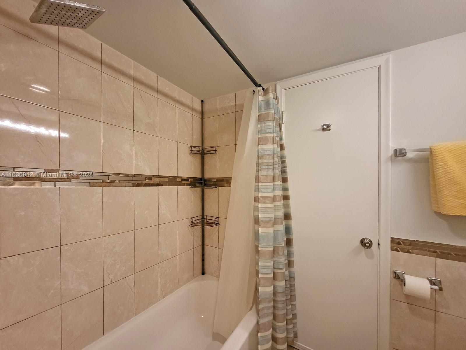 IMPERIAL TOWERS CONDO - Residential