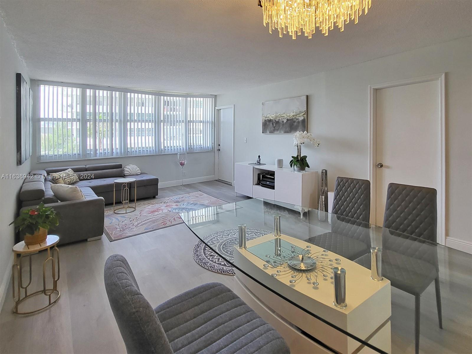 IMPERIAL TOWERS CONDO - Residential