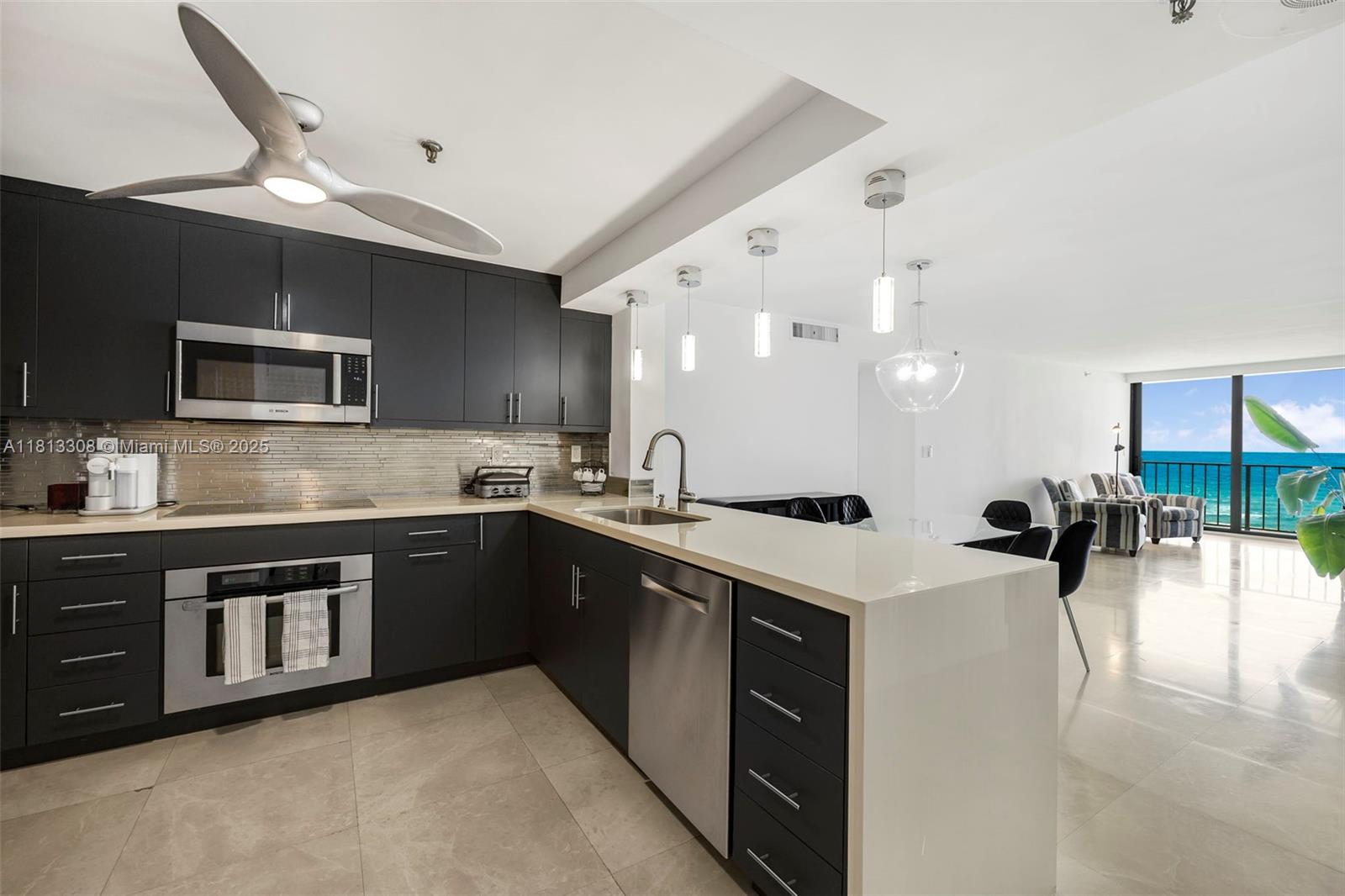 Rental Property at 2625 Collins Ave 907, Miami Beach, Miami-Dade County, Florida - Bedrooms: 3 
Bathrooms: 4  - $12,000 MO.
