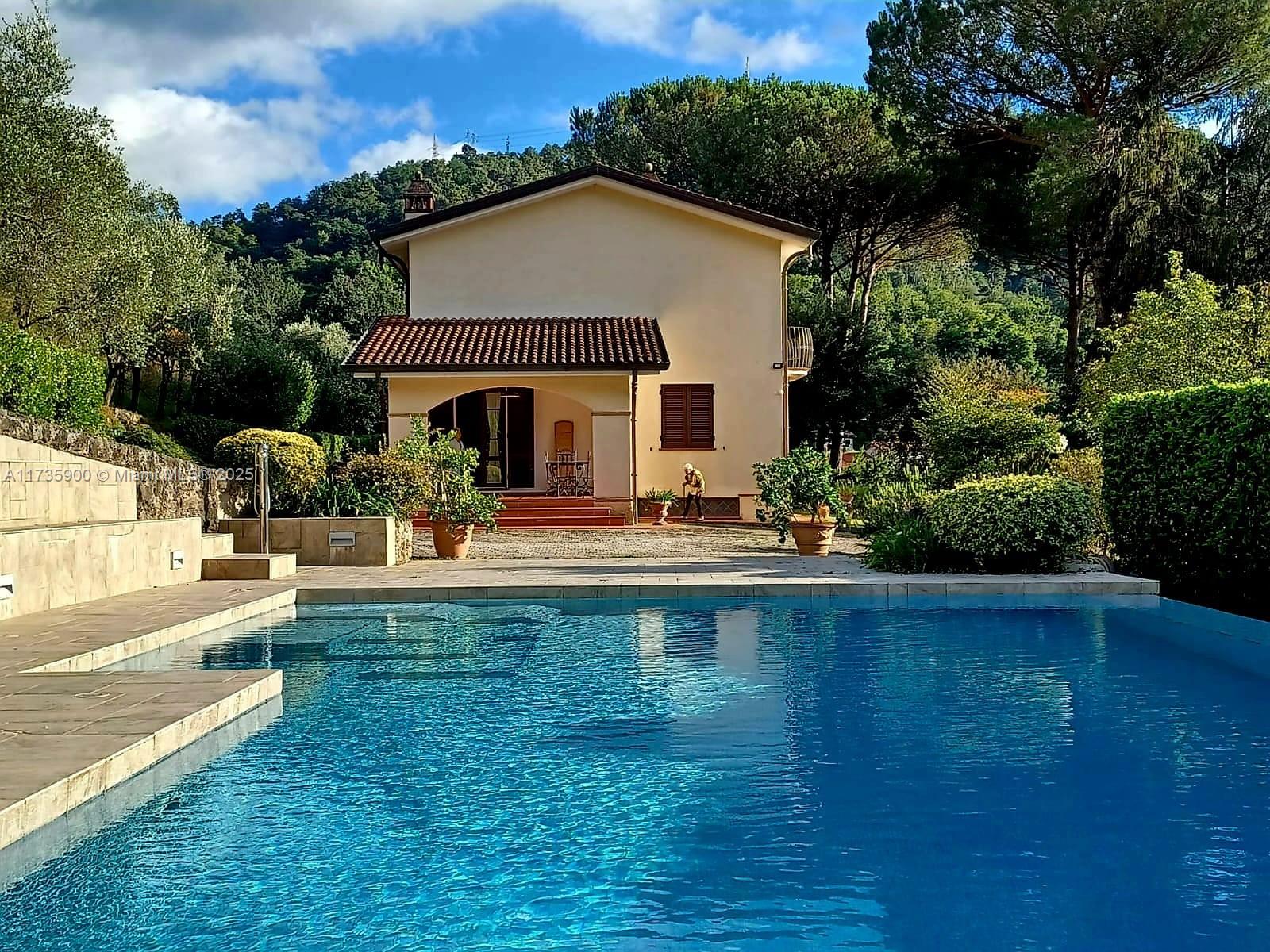 Camaiore Province of Lucca - Residential