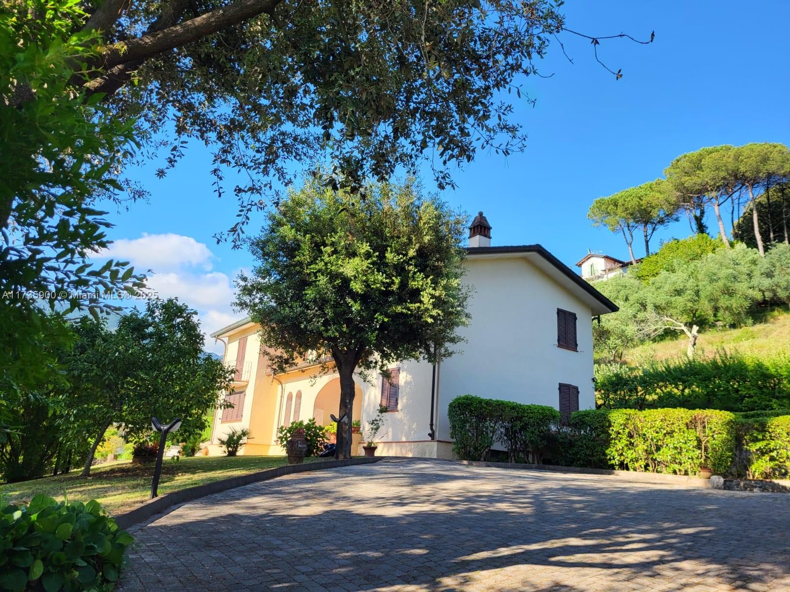 Camaiore Province of Lucca - Residential