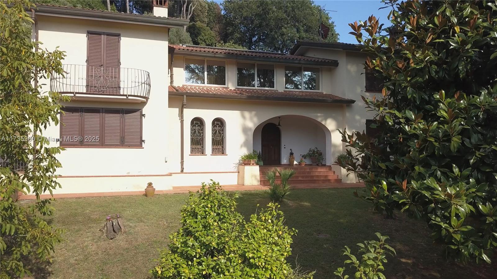 Camaiore Province of Lucca - Residential