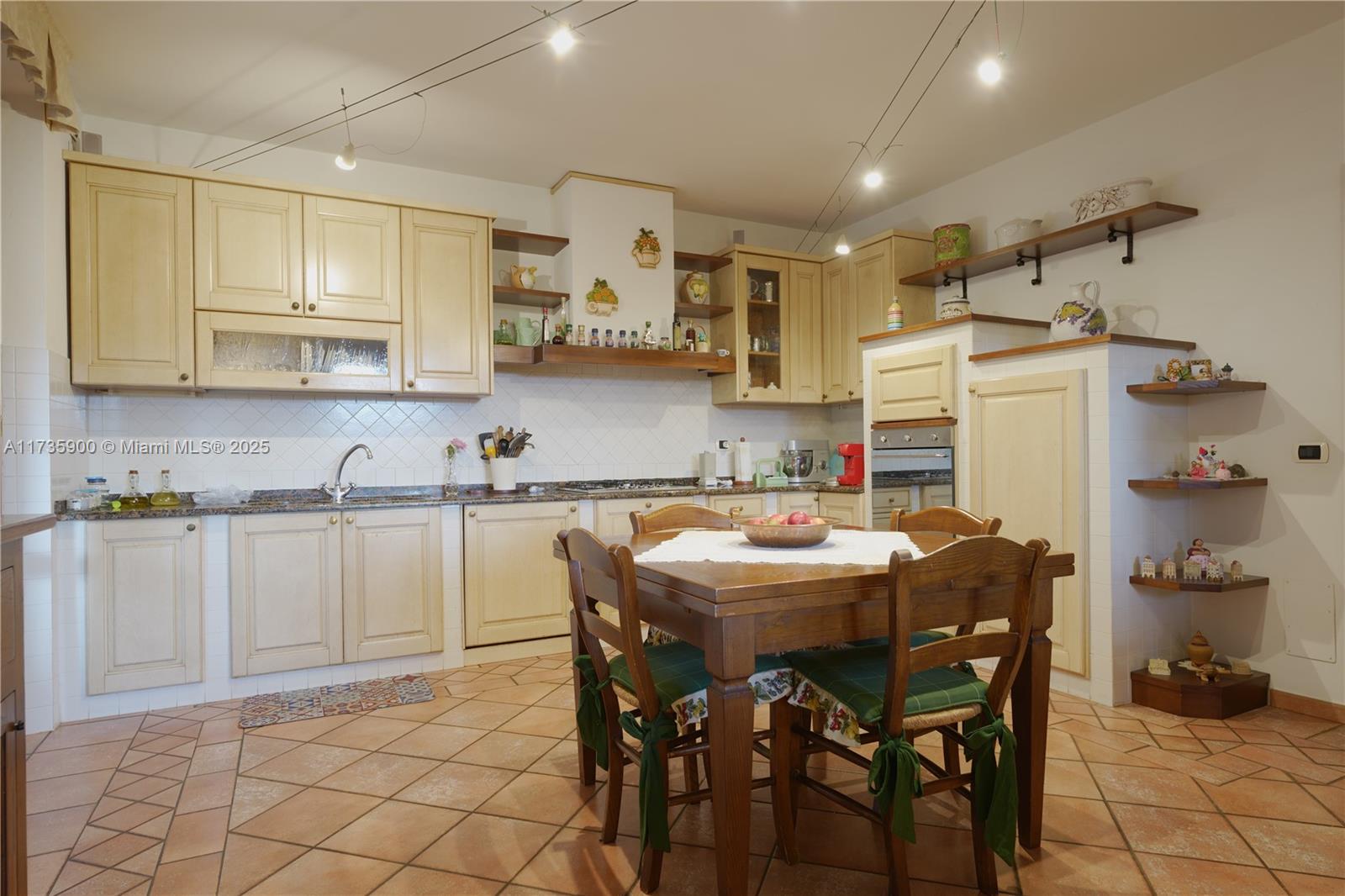 Camaiore Province of Lucca - Residential