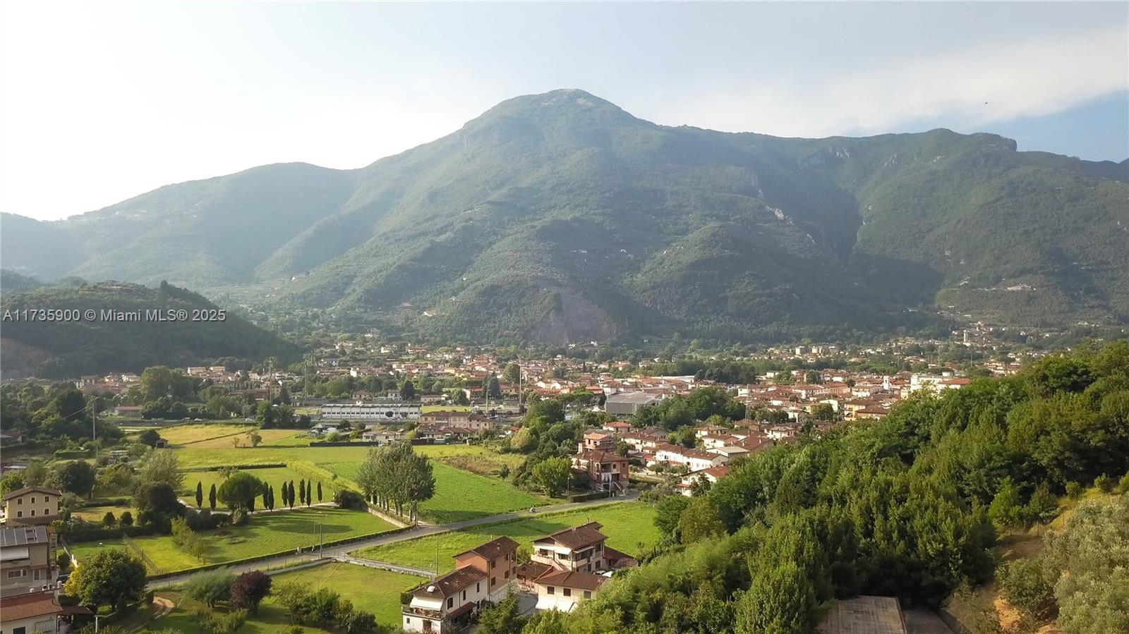 Camaiore Province of Lucca - Residential