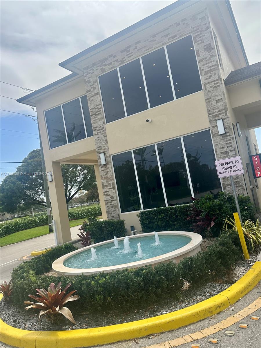 151 SW 134th Way 107N