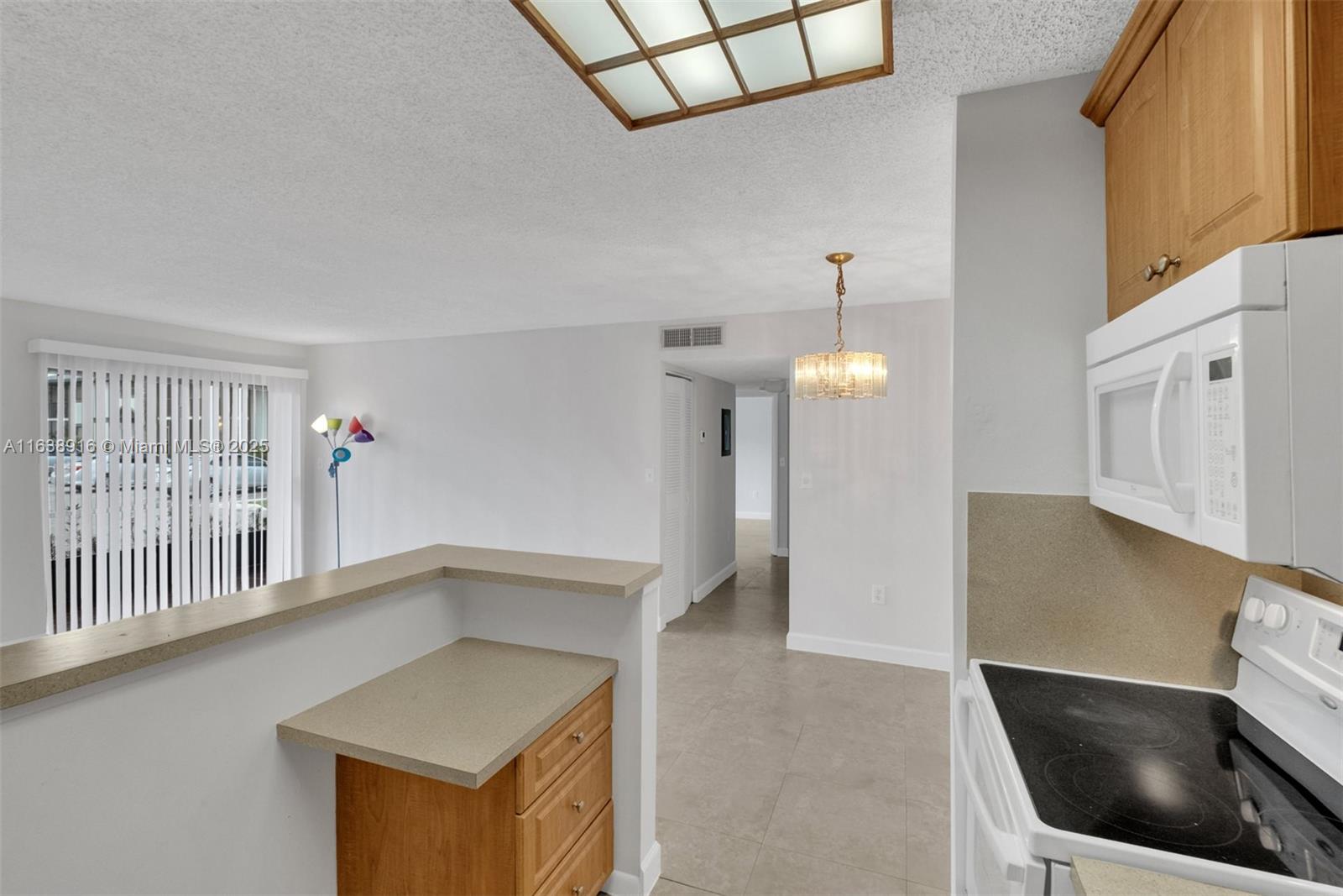 CARMEL LAKES CONDO NO 6 - Residential