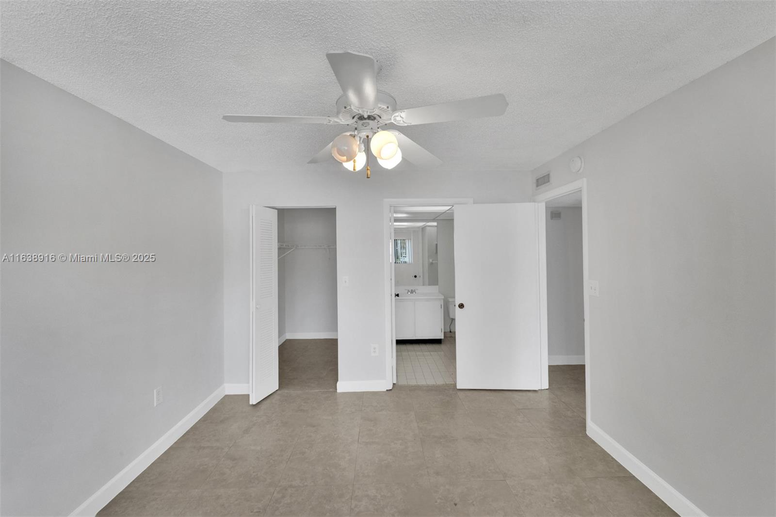 CARMEL LAKES CONDO NO 6 - Residential
